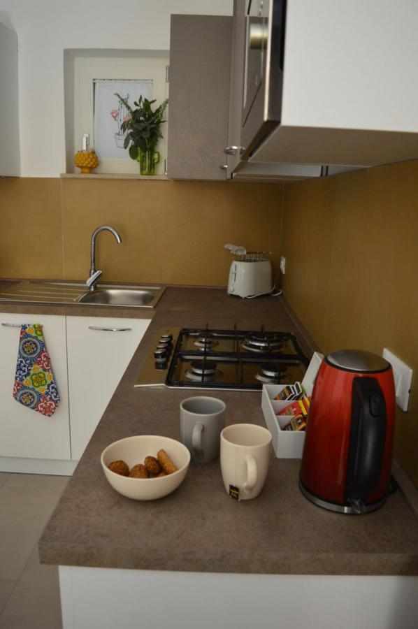 Futtitinni Home Casamia Palermo Exteriör bild